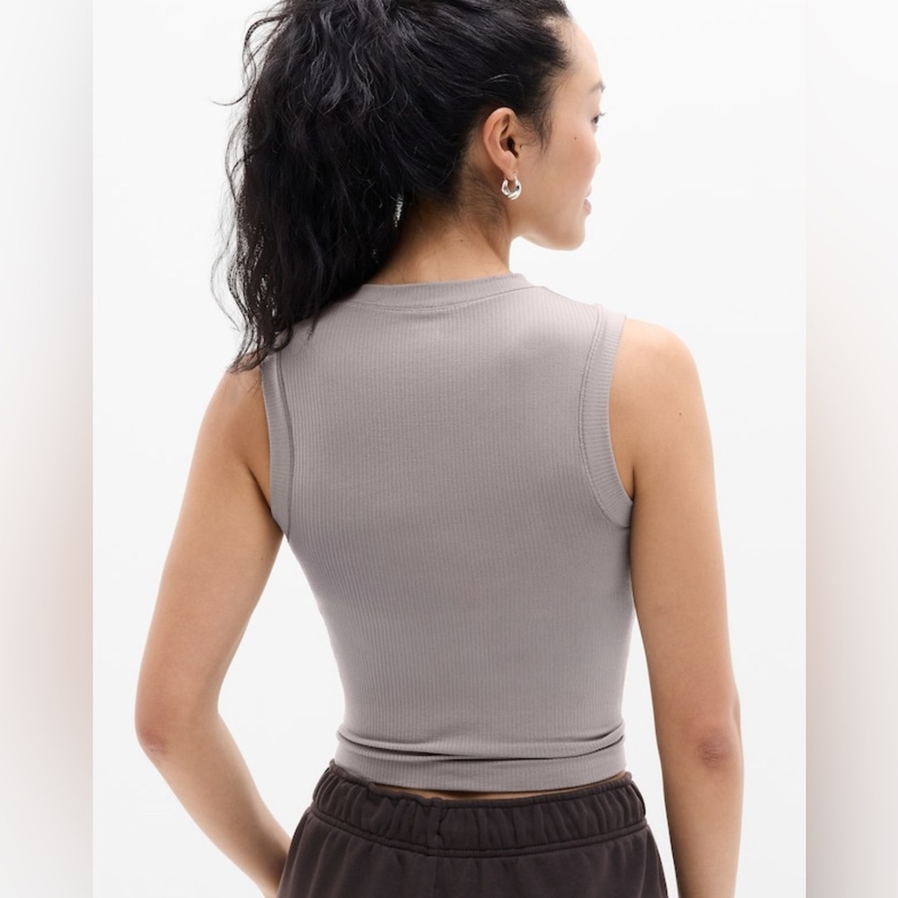 Atletha Gray Renew Seamless Muscle Tank- size large